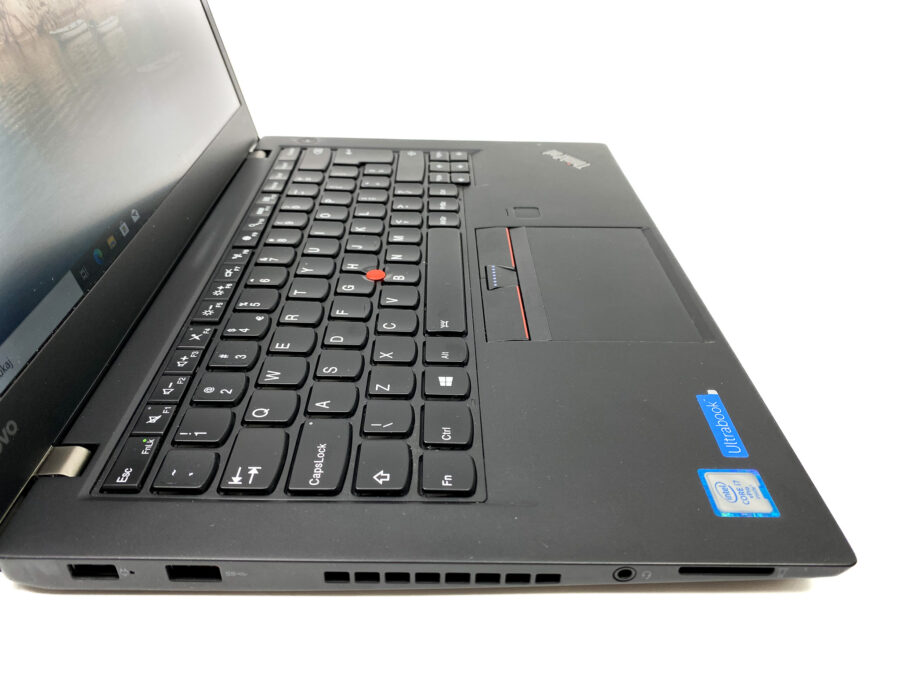 Lenovo ThinkPad T460s - idealny do biznesu i codziennego użytku Szukasz wydajnego, wytrzymałego i stylowego laptopa? Lenovo ThinkPad T460s to doskonały wybór dla osób, które potrzebują niezawodnego urządzenia do pracy i rozrywki.