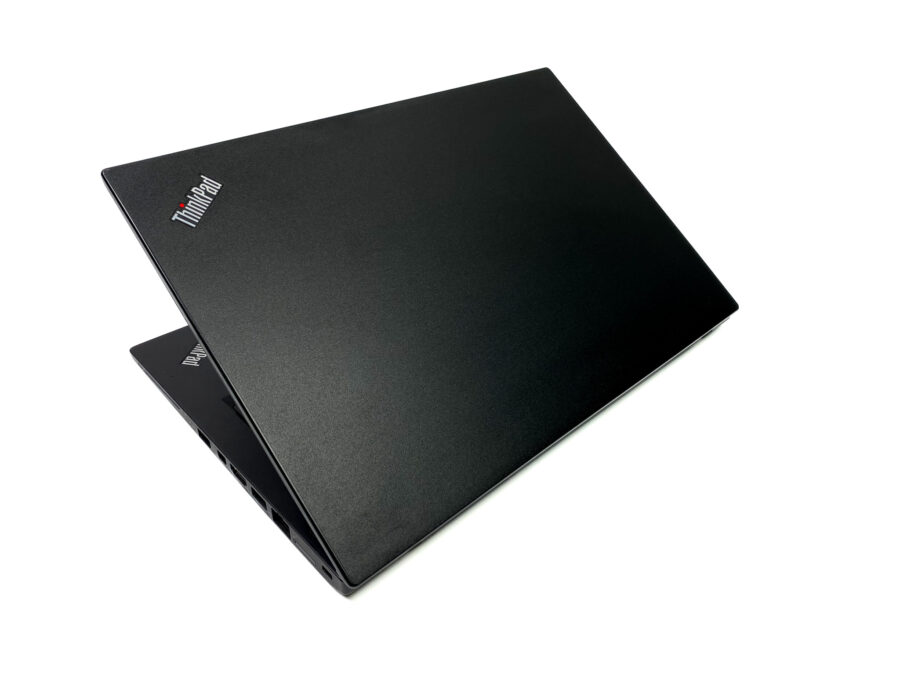 Lenovo ThinkPad T460s - idealny do biznesu i codziennego użytku Szukasz wydajnego, wytrzymałego i stylowego laptopa? Lenovo ThinkPad T460s to doskonały wybór dla osób, które potrzebują niezawodnego urządzenia do pracy i rozrywki.