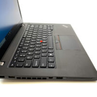 Lenovo ThinkPad T460 - idealny do biznesu i codziennego użytku Szukasz wydajnego, wytrzymałego i stylowego laptopa? Lenovo ThinkPad T460 to doskonały wybór dla osób, które potrzebują niezawodnego urządzenia do pracy i rozrywki.