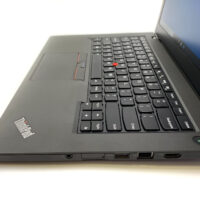 Lenovo ThinkPad T460 - idealny do biznesu i codziennego użytku Szukasz wydajnego, wytrzymałego i stylowego laptopa? Lenovo ThinkPad T460 to doskonały wybór dla osób, które potrzebują niezawodnego urządzenia do pracy i rozrywki.