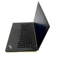 Lenovo ThinkPad T460 - idealny do biznesu i codziennego użytku Szukasz wydajnego, wytrzymałego i stylowego laptopa? Lenovo ThinkPad T460 to doskonały wybór dla osób, które potrzebują niezawodnego urządzenia do pracy i rozrywki.