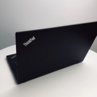 Laptop Lenovo ThinkPad X280 - idealny do mobilnej pracy