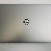 Dell XPS 15 7590: Wydajny i wszechstronny laptop