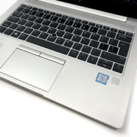 HP EliteBook 830 G6 – Wydajność i mobilność w podróży