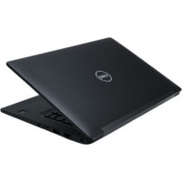 Dell Latitude 7490 – zamknięta klapa górna Dell Latitude 7490 widok z góry na zamkniętą klapę matrycy z logo Dell
