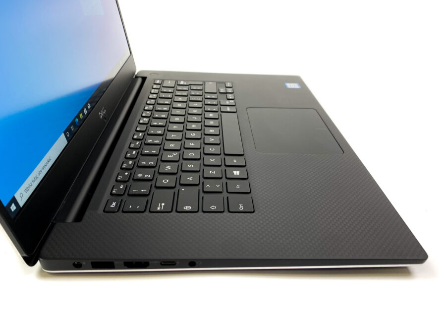Dell Precision 5530: Wydajność i mobilność dla profesjonalistów