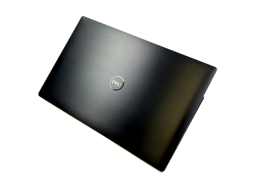 Dell Precision 5530: Wydajność i mobilność dla profesjonalistów