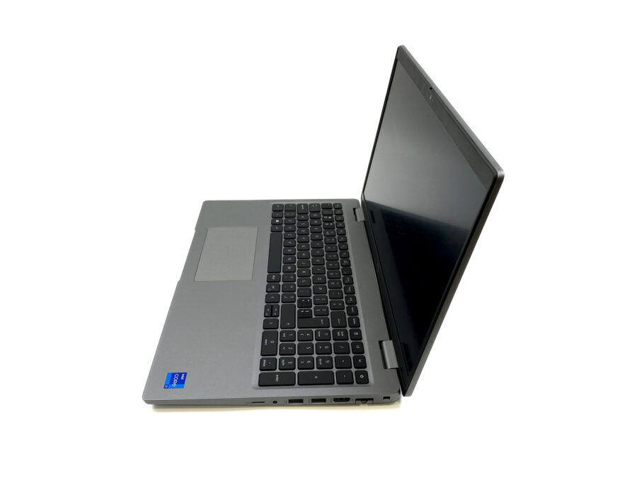 IMG_0455 Dell Precision 3561: Wydajność dla profesjonalistów
