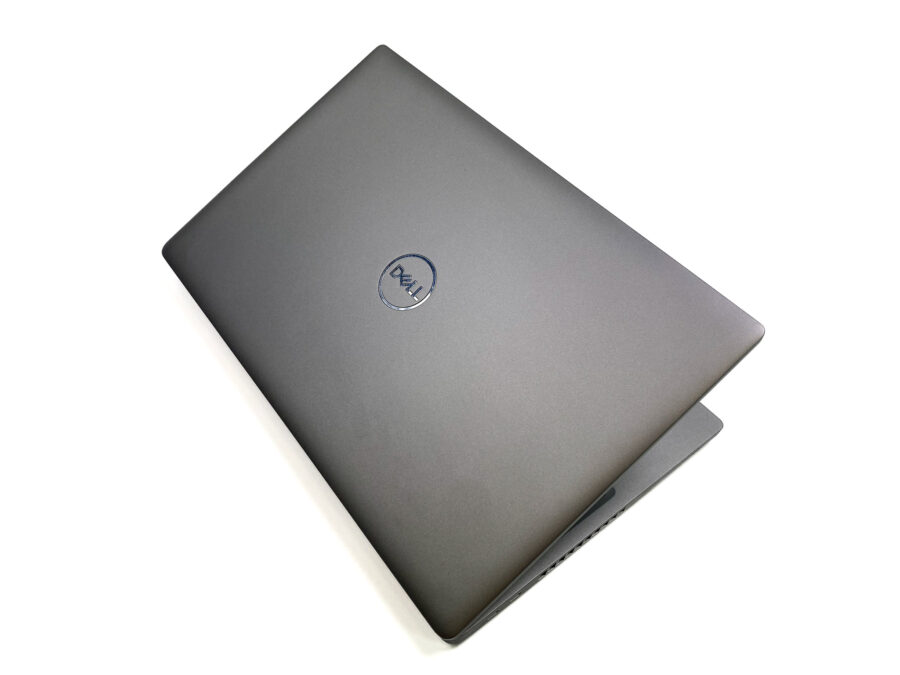 Dell Latitude 5521 – Wydajność i komfort w podróży