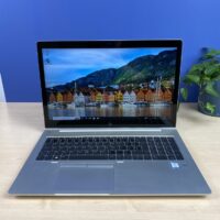 HP EliteBook 850 G5 - biznesowa elegancja i moc! Jeśli szukasz biznesowego laptopa, który łączy w sobie wydajność, mobilność, bezpieczeństwo, komfort użytkowania i elegancki design, to HP EliteBook 850 G5 jest idealnym wyborem dla Ciebie.