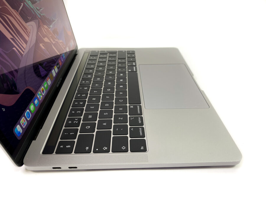 009 Apple MacBook Pro A1989 – Moc i mobilność w jednym