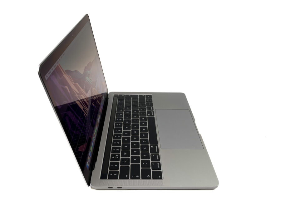 010 Apple MacBook Pro A1989 – Moc i mobilność w jednym