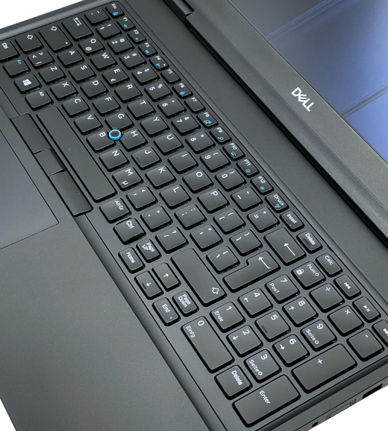 Dell Latitude 5590 i5 naklejki