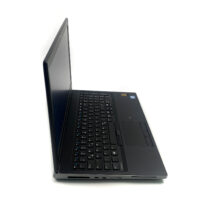 Laptop Dell Precision 7530 - Wydajność i mobilność dla profesjonalistów! Dell Precision 7530 to potężny laptop stacjonarny klasy mobilnej, stworzony z myślą o wymagających użytkownikach, którzy potrzebują połączenia wydajności, mobilności i niezawodności.
