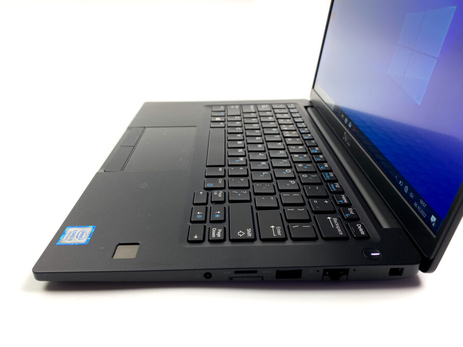 IMG_2999 Dell Latitude 7390 – Wydajność i mobilność dla wymagających