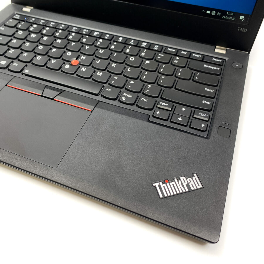 Lenovo ThinkPad T480: Moc i mobilność w biznesowym wydaniu Szukasz laptopa, który sprosta wyzwaniom współczesnego biznesu? ThinkPad T480 to idealne połączenie wydajności, mobilności i legendarnej wytrzymałości ThinkPadów.