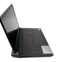 Dell G15 5520 - Moc i wydajność w kompaktowej obudowie Szukasz laptopa, który poradzi sobie z każdym wyzwaniem? Dell G15 5520 to idealny wybór dla graczy, studentów i kreatywnych profesjonalistów, którzy potrzebują mocnego i wydajnego urządzenia.