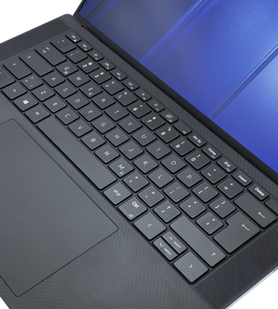 Dell XPS 15 9510 ergonomiczna klawiatura i duży szklany touchpad