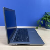 Dell Latitude 5420 - Wydajność i mobilność dla wymagających Szukasz laptopa, który sprosta Twoim wyzwaniom biznesowym i zapewni komfort pracy w podróży? Dell Latitude 5420 to idealny wybór dla osób, które potrzebują wydajnego i mobilnego urządzenia.