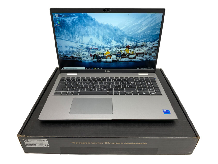 Szukasz niezawodnego laptopa do pracy i rozrywki? Postaw na Dell Latitude 5530 - model z procesorem Intel Core i5-1235U i 16 GB RAM, który zapewni Ci płynną pracę nawet z najbardziej wymagającymi programami. Pojemny dysk 512 GB pomieści wszystkie Twoje pliki, a karta graficzna Iris Xe poradzi sobie z multimediami.