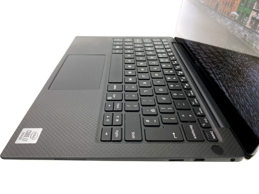 Dell XPS 13 7390 – Wydajność i styl w jednym