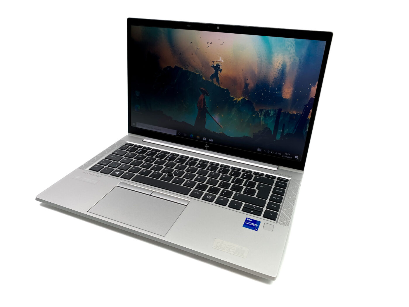 HP EliteBook 840 G8 - Twój mobilny sekret sukcesu! Odkryj smukły i lekki laptop HP EliteBook 840 G8, zaprojektowany dla mobilnych profesjonalistów.