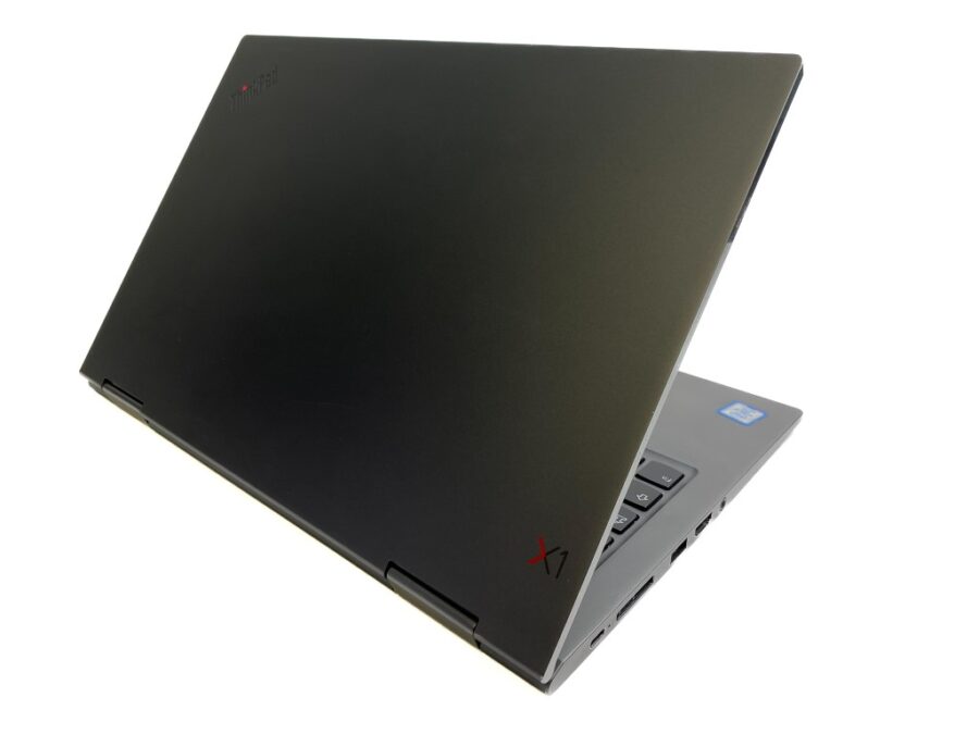 Lenovo ThinkPad X1 Yoga G4 - wszechstronny laptop dla wymagających Szukasz laptopa, który łączy w sobie wydajność, mobilność i elegancki design? Lenovo ThinkPad X1 Yoga G4 to idealny wybór dla osób ceniących wszechstronność i komfort pracy.