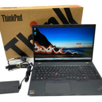 Lenovo ThinkPad L15 Gen 4: Twój niezawodny kompan w biznesie Złap okazję: Nowy laptop Lenovo ThinkPad L15 Gen 4 w oryginalnym pudełku! Szukasz niezawodnego i wydajnego laptopa w super cenie? Mamy dla Ciebie idealną ofertę! Nowe, nieużywane laptopy Lenovo ThinkPad L15 Gen 4 w fabrycznych opakowaniach - niesprzedana końcówka serii!