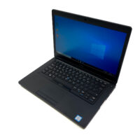Dell Latitude 5491 - Wydajność i mobilność w podróży. Szukasz laptopa, który zapewni Ci wysoką wydajność i mobilność w podróży? Dell Latitude 5491 to idealny wybór dla profesjonalistów, studentów i każdego, kto potrzebuje niezawodnego urządzenia do pracy i rozrywki.