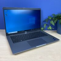 Laptop Dell Latitude 5440 BOX NEW - poczuj różnicę! Twój biznesowy kompan w podróży! Szukasz solidnego i wydajnego laptopa, który sprawdzi się zarówno w biurze, jak i w podróży? Mamy dla Ciebie idealną propozycję - Dell Latitude 5440