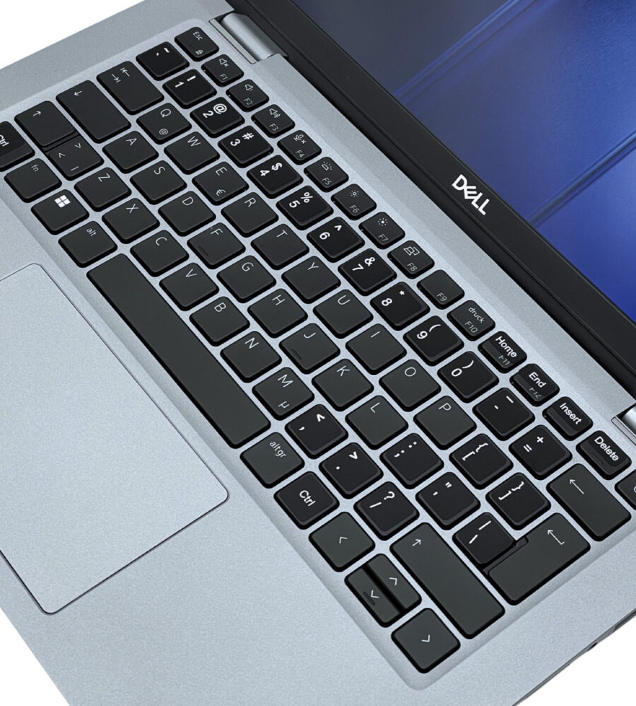 Dell Latitude 5330 – klawiatura i touchpad Dell Latitude 5330 zbliżenie na wyspową klawiaturę i touchpad