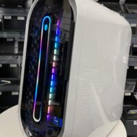 Dell Alienware Aurora R13 - moc i styl dla graczy 