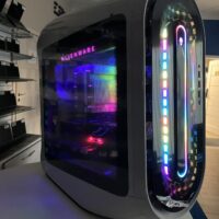 Dell Alienware Aurora R13 - moc i styl dla graczy 