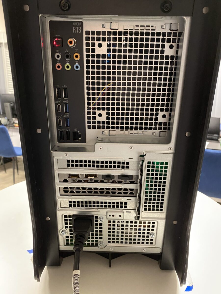 IMG_2062 Dell Alienware Aurora R13 - Moc i Wydajność dla Prawdziwych Graczy