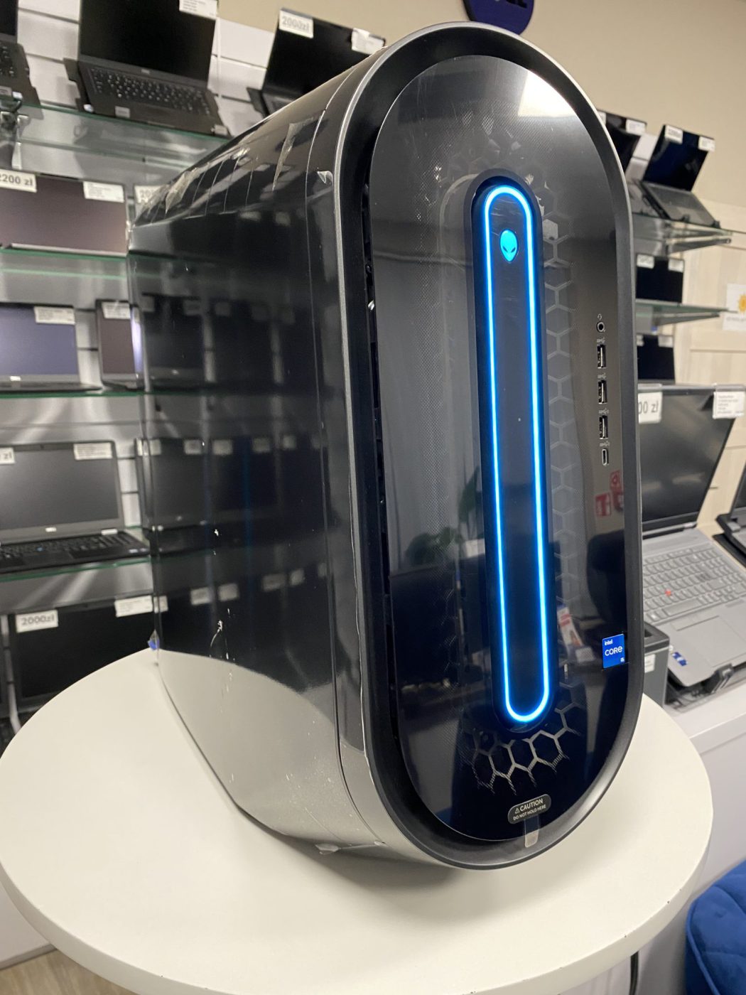 Dell Alienware Aurora R13 - Moc i Wydajność dla Prawdziwych Graczy