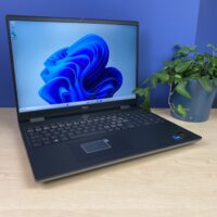 Dell Precision 7670: Mobilna stacja robocza do zadań specjalnych Szukasz laptopa, który poradzi sobie z najbardziej wymagającymi zadaniami? Dell Precision 7670 to mobilna stacja robocza stworzona z myślą o profesjonalistach, którzy potrzebują potężnego narzędzia do pracy w podróży.