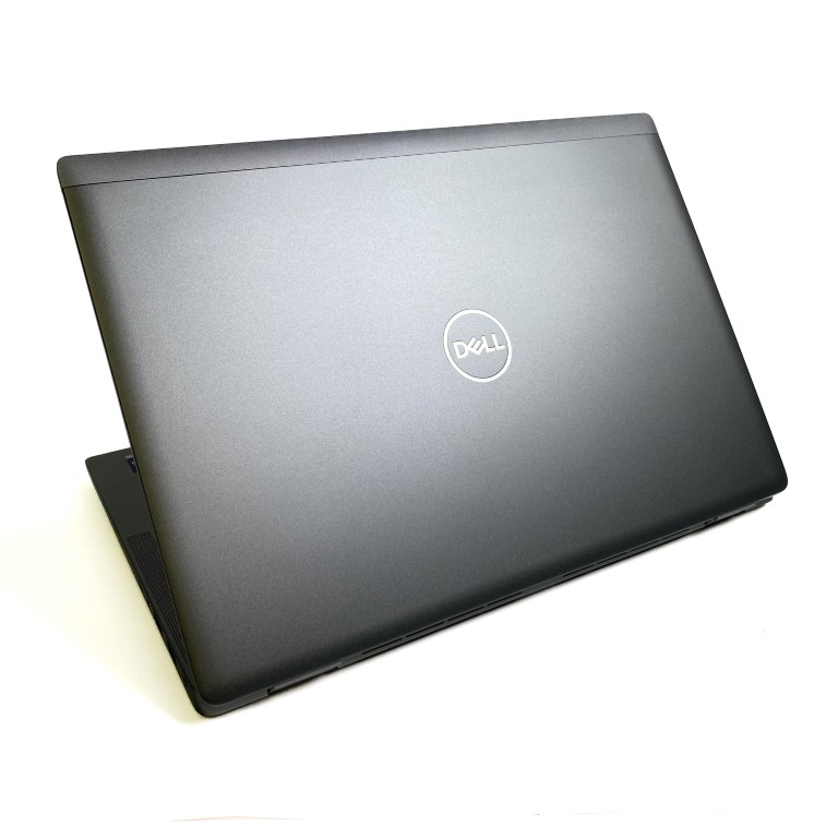 Dell Latitude 7440 - Wydajność i mobilność w jednym Szukasz laptopa, który zapewni Ci płynną pracę i rozrywkę w każdym miejscu? Dell Latitude 7440 to idealny wybór dla osób ceniących wydajność, mobilność i komfort użytkowania.