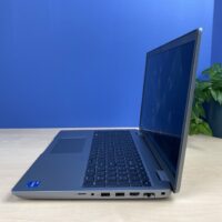 Dell Precision 3581
