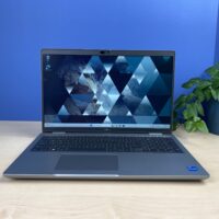 Dell Precision 3581