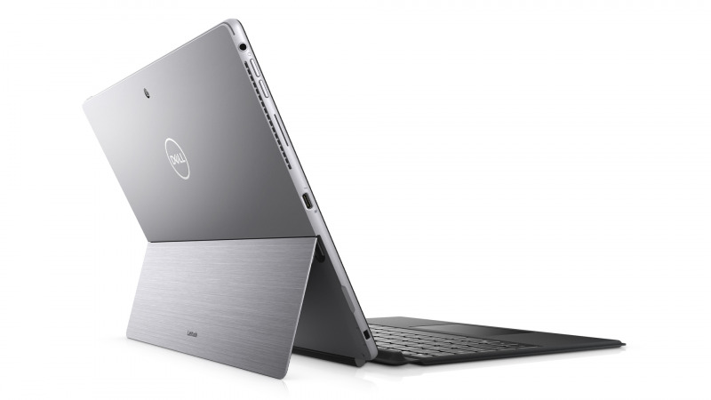 Dell Latitude 7320 - biznesowy laptop nowej generacji Szukasz laptopa biznesowego, który łączy w sobie wydajność, mobilność i bezpieczeństwo? Dell Latitude 7320 to idealny wybór dla wymagających użytkowników.
