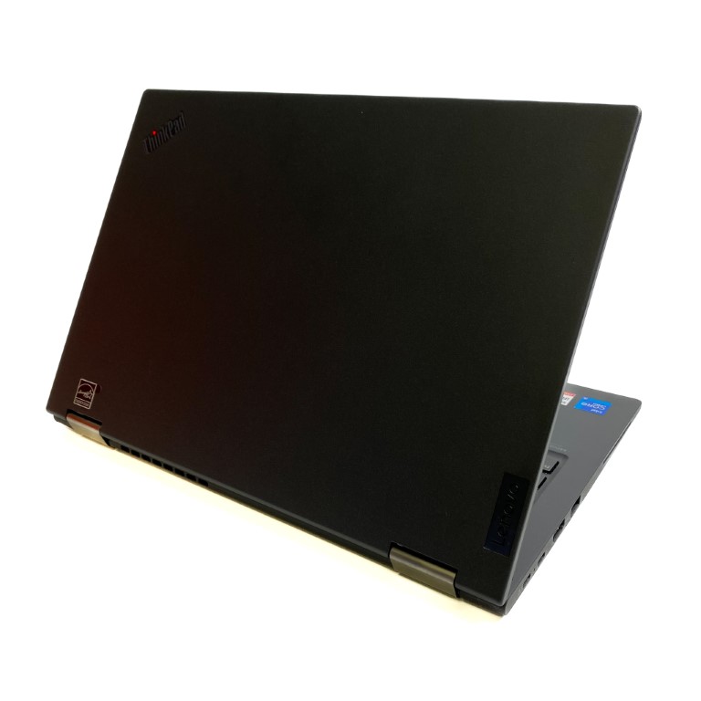 Lenovo thinkpad yoga x13 g1 ThinkPad X13 Yoga G1 to wszechstronny laptop konwertowalny, idealny dla profesjonalistów potrzebujących elastycznego narzędzia pracy. Wyposażony w procesor Intel Core i5-10310U, 16GB pamięci RAM oraz 512GB dysk SSD, ten laptop oferuje imponującą wydajność w kompaktowej formie. Zintegrowana karta graficzna Intel UHD zapewnia doskonałą jakość obrazu na 13,3-calowym ekranie Full HD, który można przekształcić w tablet lub używać w trybie namiotowym.