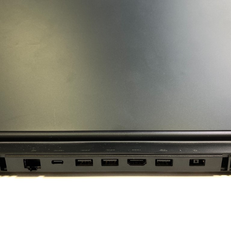 IMG_2509 Lenovo Legion 5: Potężna Wydajność dla Prawdziwych Graczy Laptop Lenovo Legion 5 to komputer stworzony z myślą o pasjonatach gier, którzy cenią sobie wysoką wydajność i płynne doznania gamingowe. Wyposażony w procesor AMD Ryzen 5 5600H, 16GB pamięci RAM, oraz 512GB dysk SSD, ten laptop zapewnia imponującą wydajność w każdej sytuacji. Zintegrowana karta graficzna NVIDIA GeForce RTX 3060 gwarantuje doskonałą jakość grafiki na 15,6-calowym ekranie.