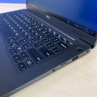 Dell Latitude 7400 - biznesowa bestia? Szukasz laptopa biznesowego, który łączy w sobie wydajność, mobilność i elegancki design? Dell Latitude 7400 może być dla Ciebie idealnym wyborem!