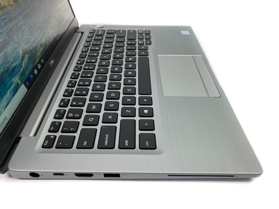 Dell Latitude 7400 - Twój biznesowy klucz do sukcesu!