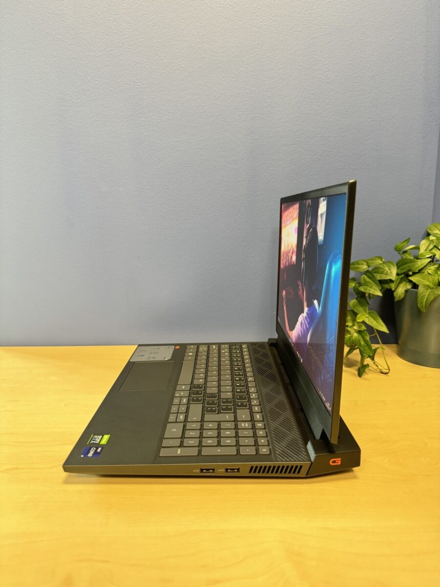 Dell Inspiron G15 5521 (8) Laptop Dell G15 5521