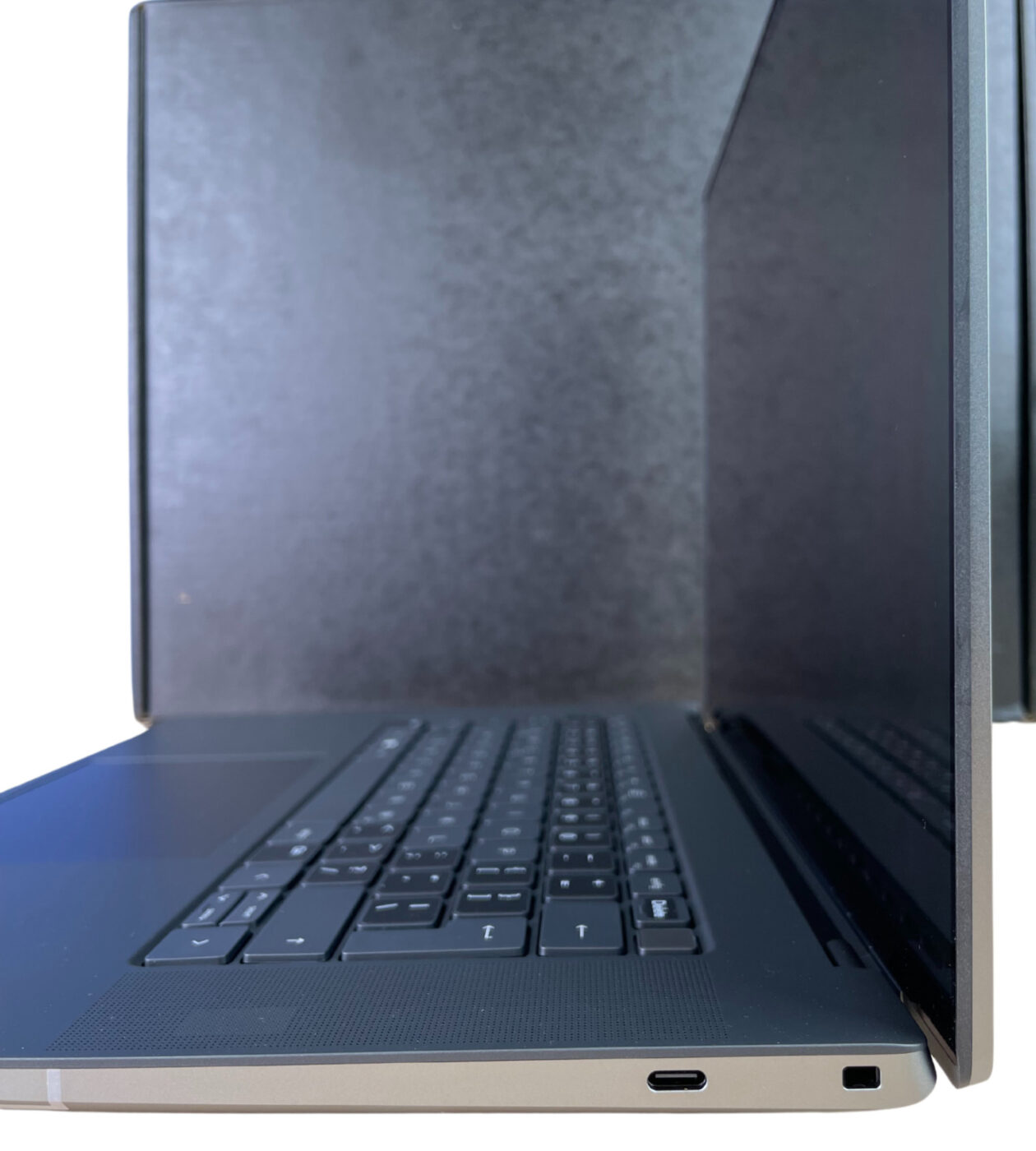 Dell Precision 5680 BOX NEW