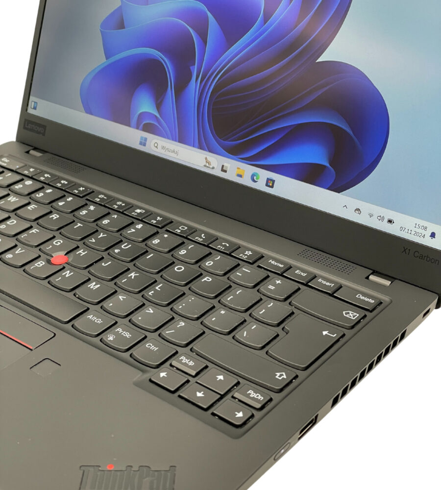 Lenovo X1 Carbon G8 i7 (6) Lenovo X1 Carbon G8 i7