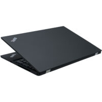 Lenovo ThinkPad T15 Gen 2 – zamknięta klapa górna Lenovo ThinkPad T15 Gen 2 widok górny na zamkniętą klapę matrycy z logo