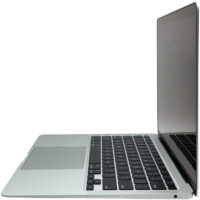 Apple MacBook Air 13 A2337 – prawa strona porty Apple MacBook Air 13 A2337 profil z prawej strony gniazdo słuchawkowe