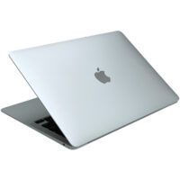 Apple MacBook Air 13 A2337 – górna klapa obudowy Apple MacBook Air 13 A2337 zamknięta klapa górna z logo Apple